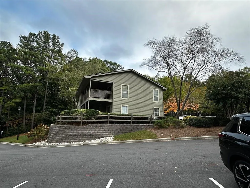 1101 Lenox Way Ne Unit 1101, Atlanta, Georgia 30324, 2 Bedrooms Bedrooms, ,2 BathroomsBathrooms,Residential,For Sale,1101 Lenox Way Ne Unit 1101,7479230