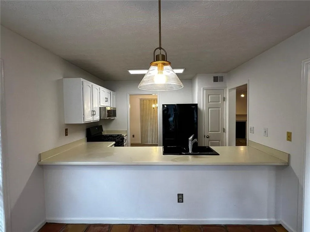 1101 Lenox Way Ne Unit 1101, Atlanta, Georgia 30324, 2 Bedrooms Bedrooms, ,2 BathroomsBathrooms,Residential,For Sale,1101 Lenox Way Ne Unit 1101,7479230