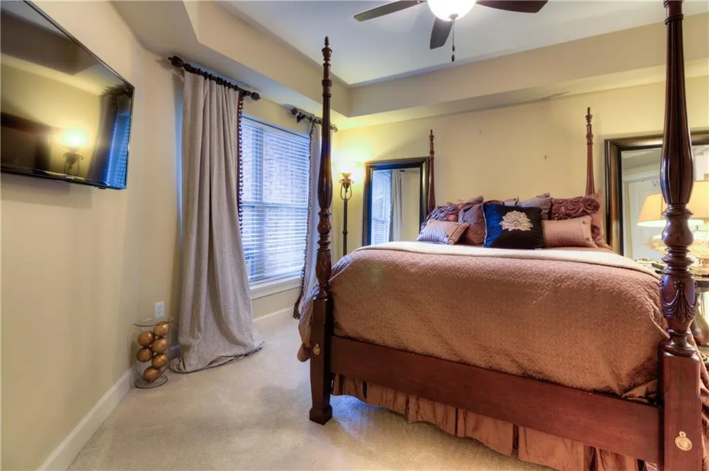 200 River Vista Drive Unit 213, Atlanta, Georgia 30339, 2 Bedrooms Bedrooms, ,2 BathroomsBathrooms,Residential,Sold,200 River Vista Drive Unit 213,5636148