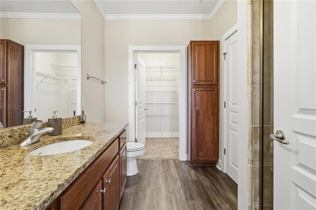 799 Hammond Drive Unit 323, Atlanta, Georgia 30328, 2 Bedrooms Bedrooms, ,2 BathroomsBathrooms,Residential,For Sale,799 Hammond Drive Unit 323,7758197