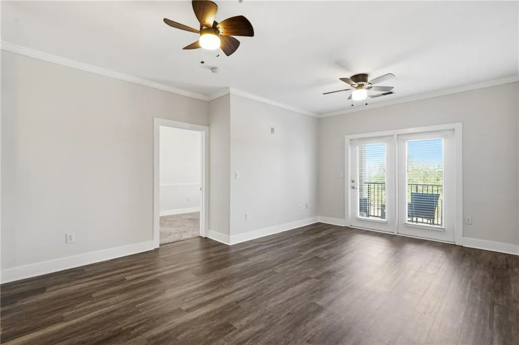 799 Hammond Drive Unit 323, Atlanta, Georgia 30328, 2 Bedrooms Bedrooms, ,2 BathroomsBathrooms,Residential,For Sale,799 Hammond Drive Unit 323,7758197