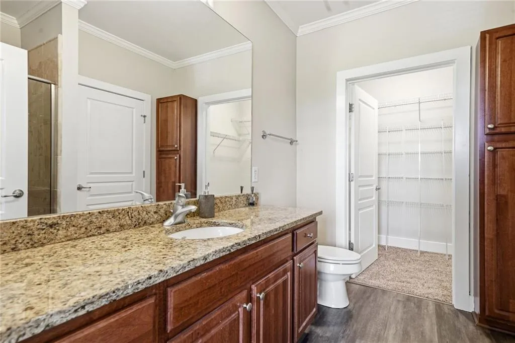 799 Hammond Drive Unit 323, Atlanta, Georgia 30328, 2 Bedrooms Bedrooms, ,2 BathroomsBathrooms,Residential,For Sale,799 Hammond Drive Unit 323,7758197