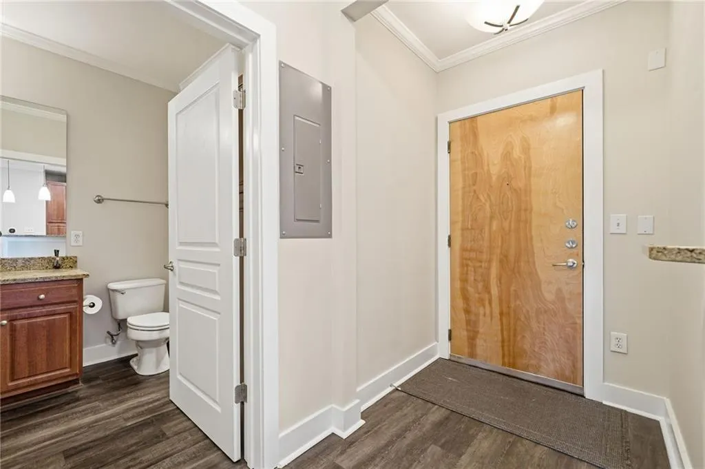 799 Hammond Drive Unit 323, Atlanta, Georgia 30328, 2 Bedrooms Bedrooms, ,2 BathroomsBathrooms,Residential,For Sale,799 Hammond Drive Unit 323,7758197