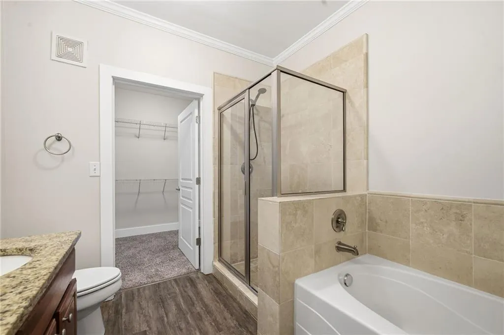 799 Hammond Drive Unit 323, Atlanta, Georgia 30328, 2 Bedrooms Bedrooms, ,2 BathroomsBathrooms,Residential,For Sale,799 Hammond Drive Unit 323,7758197