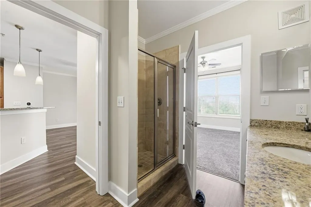 799 Hammond Drive Unit 323, Atlanta, Georgia 30328, 2 Bedrooms Bedrooms, ,2 BathroomsBathrooms,Residential,For Sale,799 Hammond Drive Unit 323,7758197