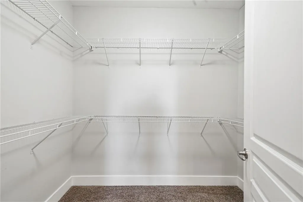 799 Hammond Drive Unit 323, Atlanta, Georgia 30328, 2 Bedrooms Bedrooms, ,2 BathroomsBathrooms,Residential,For Sale,799 Hammond Drive Unit 323,7758197