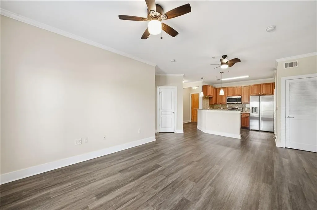 799 Hammond Drive Unit 323, Atlanta, Georgia 30328, 2 Bedrooms Bedrooms, ,2 BathroomsBathrooms,Residential,For Sale,799 Hammond Drive Unit 323,7758197