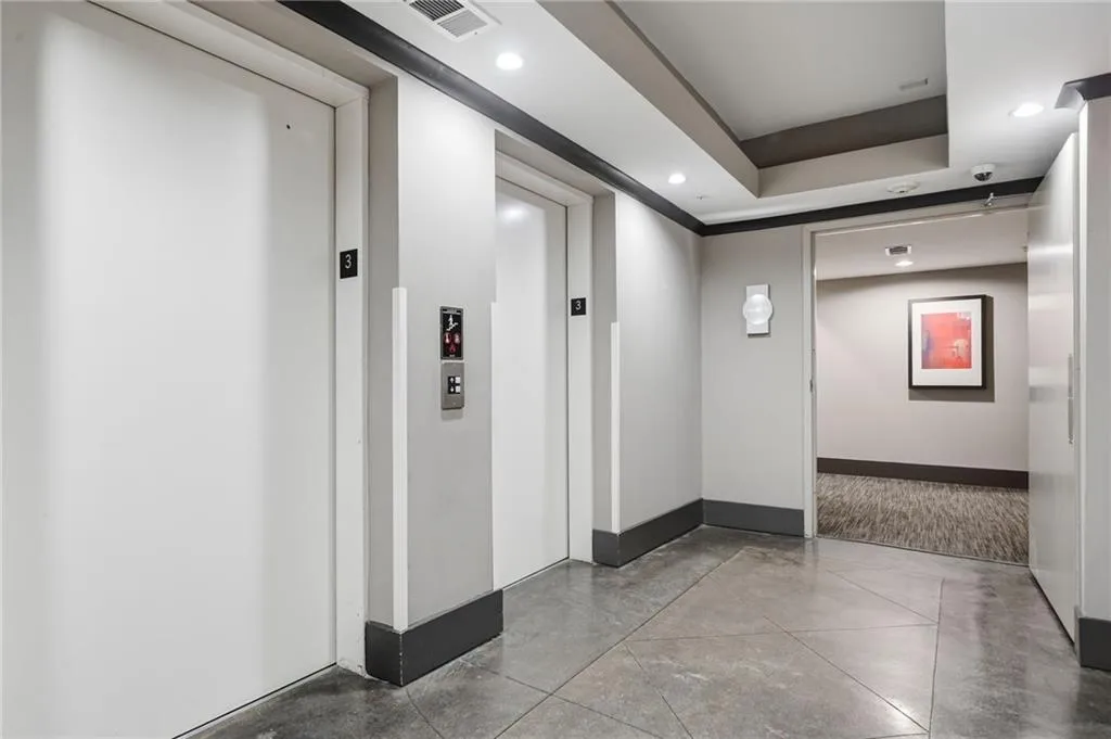 799 Hammond Drive Unit 323, Atlanta, Georgia 30328, 2 Bedrooms Bedrooms, ,2 BathroomsBathrooms,Residential,For Sale,799 Hammond Drive Unit 323,7758197