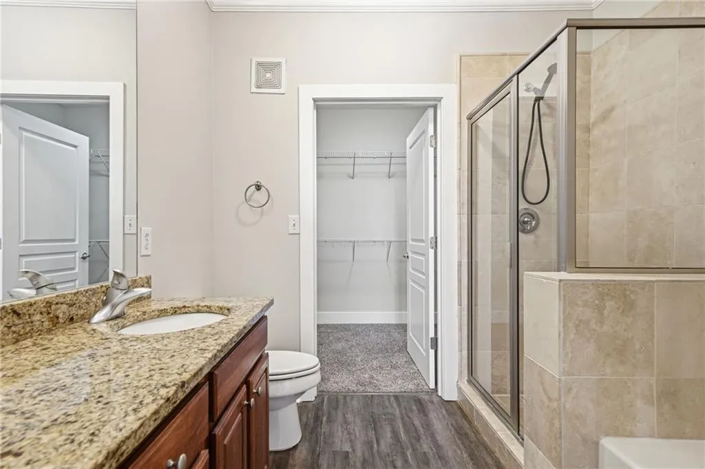 799 Hammond Drive Unit 323, Atlanta, Georgia 30328, 2 Bedrooms Bedrooms, ,2 BathroomsBathrooms,Residential,For Sale,799 Hammond Drive Unit 323,7758197