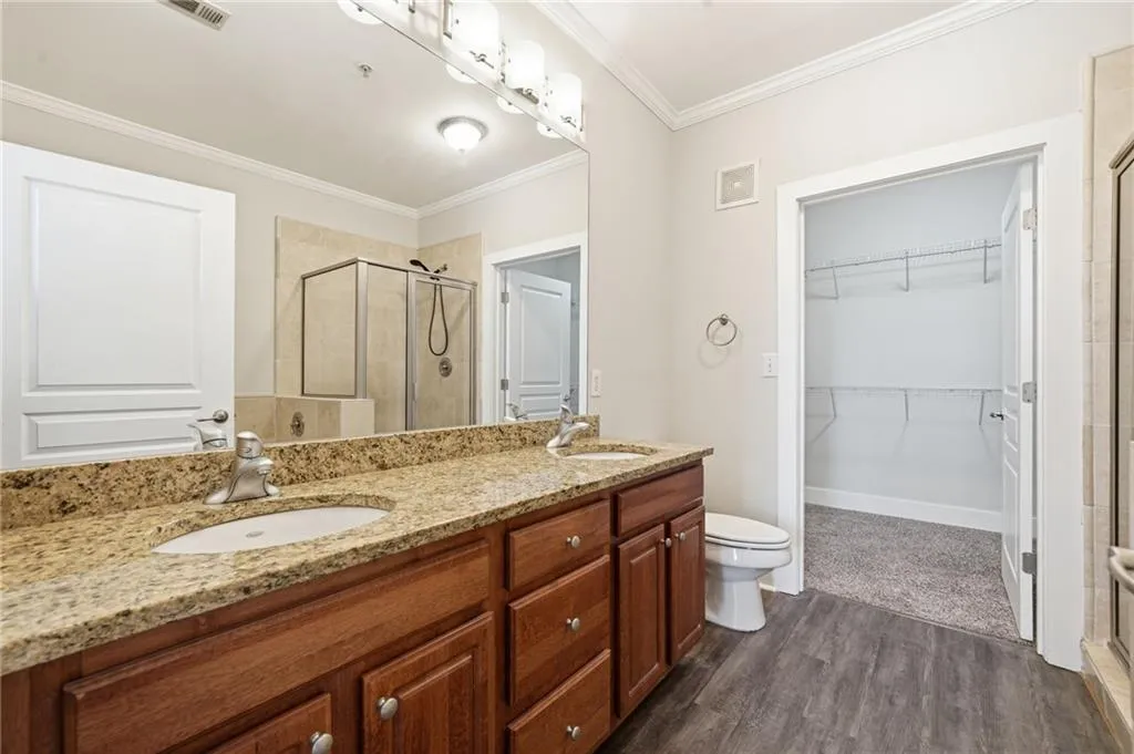 799 Hammond Drive Unit 323, Atlanta, Georgia 30328, 2 Bedrooms Bedrooms, ,2 BathroomsBathrooms,Residential,For Sale,799 Hammond Drive Unit 323,7758197