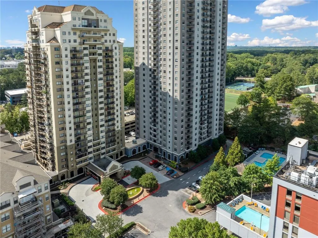799 Hammond Drive Unit 323, Atlanta, Georgia 30328, 2 Bedrooms Bedrooms, ,2 BathroomsBathrooms,Residential,For Sale,799 Hammond Drive Unit 323,7758197