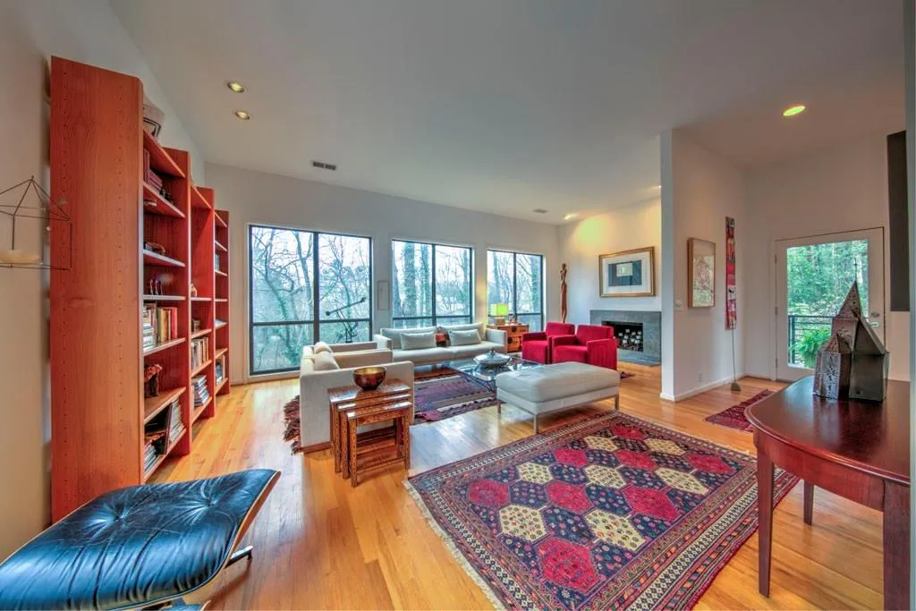 30 Maryeanna Drive, Sandy Springs, Georgia 30342, 3 Bedrooms Bedrooms, ,2 BathroomsBathrooms,Residential,Sold,30 Maryeanna Drive,5985667