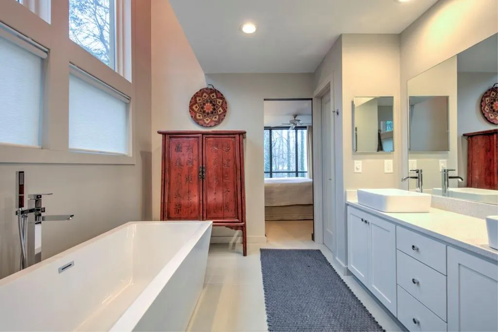 30 Maryeanna Drive, Sandy Springs, Georgia 30342, 3 Bedrooms Bedrooms, ,2 BathroomsBathrooms,Residential,Sold,30 Maryeanna Drive,5985667