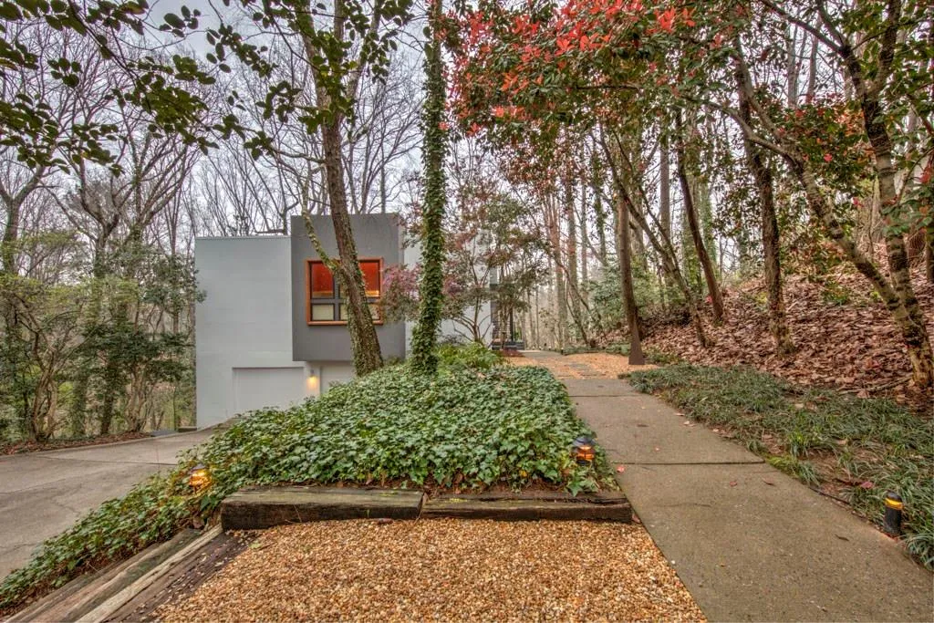 30 Maryeanna Drive, Sandy Springs, Georgia 30342, 3 Bedrooms Bedrooms, ,2 BathroomsBathrooms,Residential,Sold,30 Maryeanna Drive,5985667
