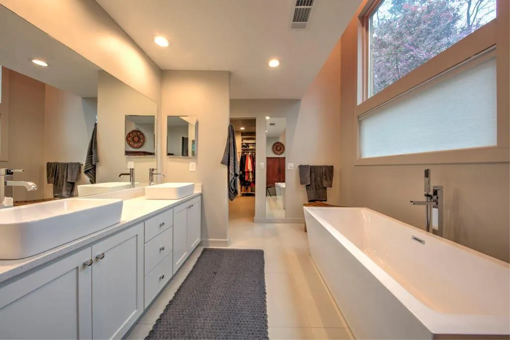 30 Maryeanna Drive, Sandy Springs, Georgia 30342, 3 Bedrooms Bedrooms, ,2 BathroomsBathrooms,Residential,Sold,30 Maryeanna Drive,5985667