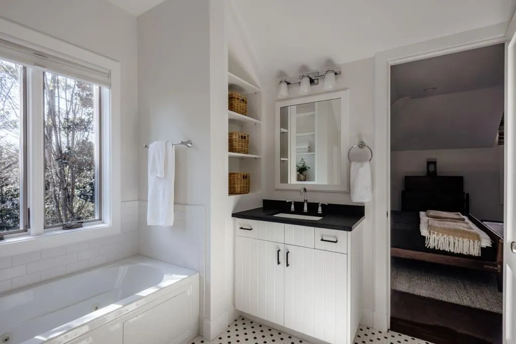 4036 Conway Valley Road Nw, Atlanta, Georgia 30327, 7 Bedrooms Bedrooms, 0 ,7 BathroomsBathrooms,Residential,For Sale,4036 Conway Valley Road Nw,7716366