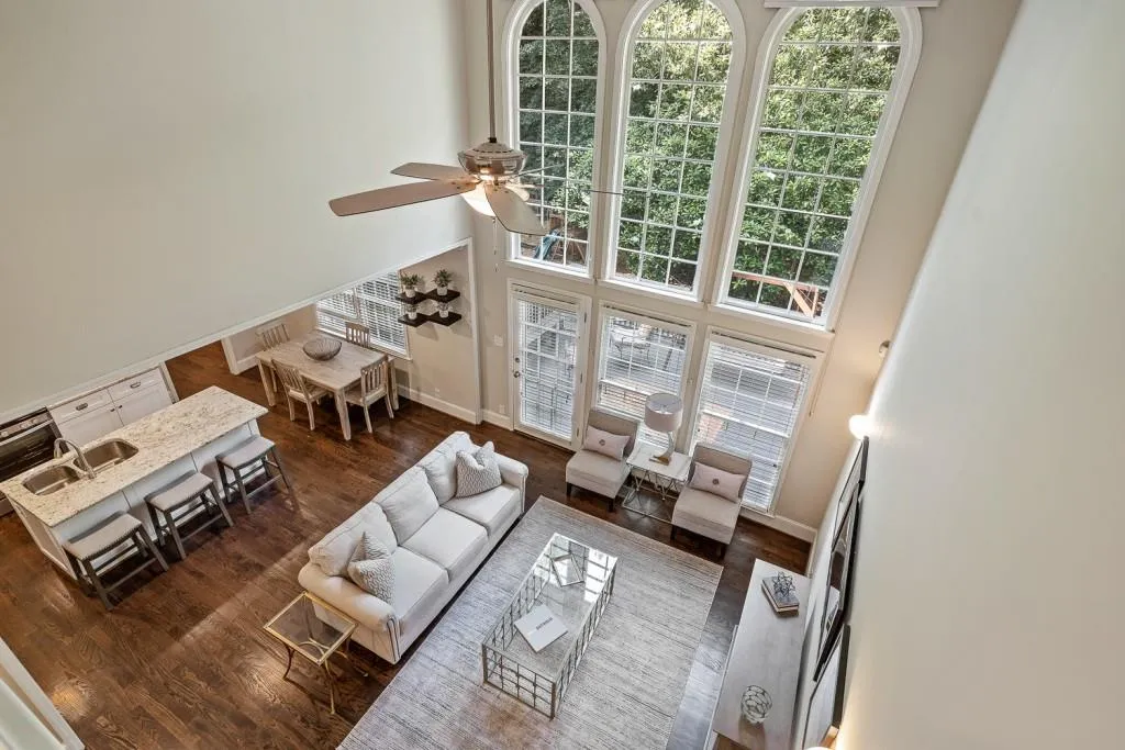 560 Coldstream Court, Sandy Springs, Georgia 30328, 4 Bedrooms Bedrooms, ,3 BathroomsBathrooms,Residential,Sold,560 Coldstream Court,6732520