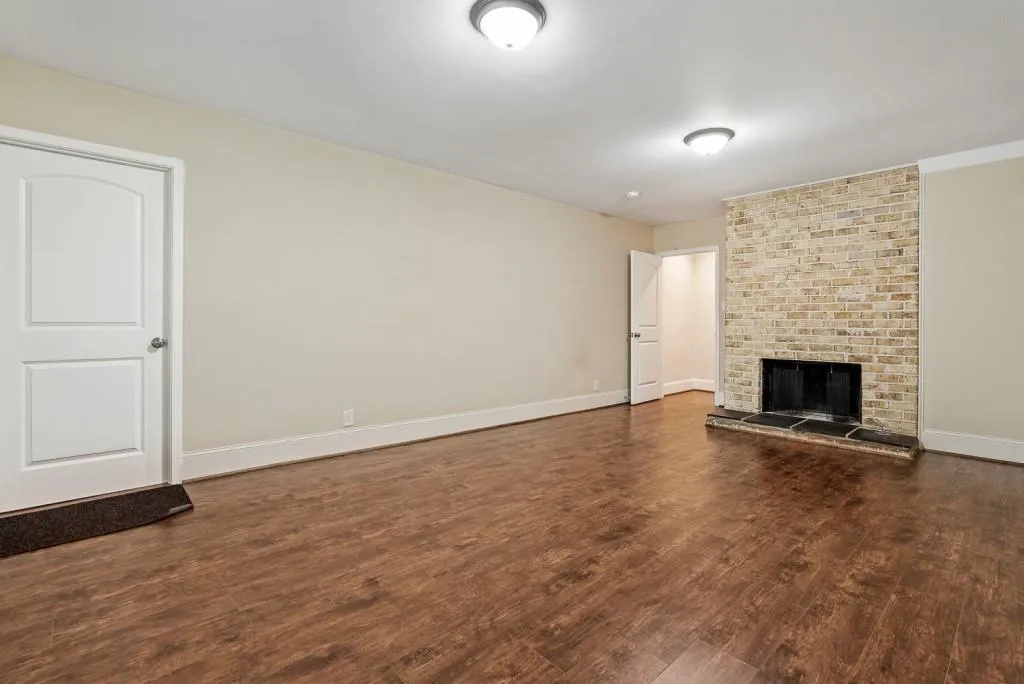 560 Coldstream Court, Sandy Springs, Georgia 30328, 4 Bedrooms Bedrooms, ,3 BathroomsBathrooms,Residential,Sold,560 Coldstream Court,6732520