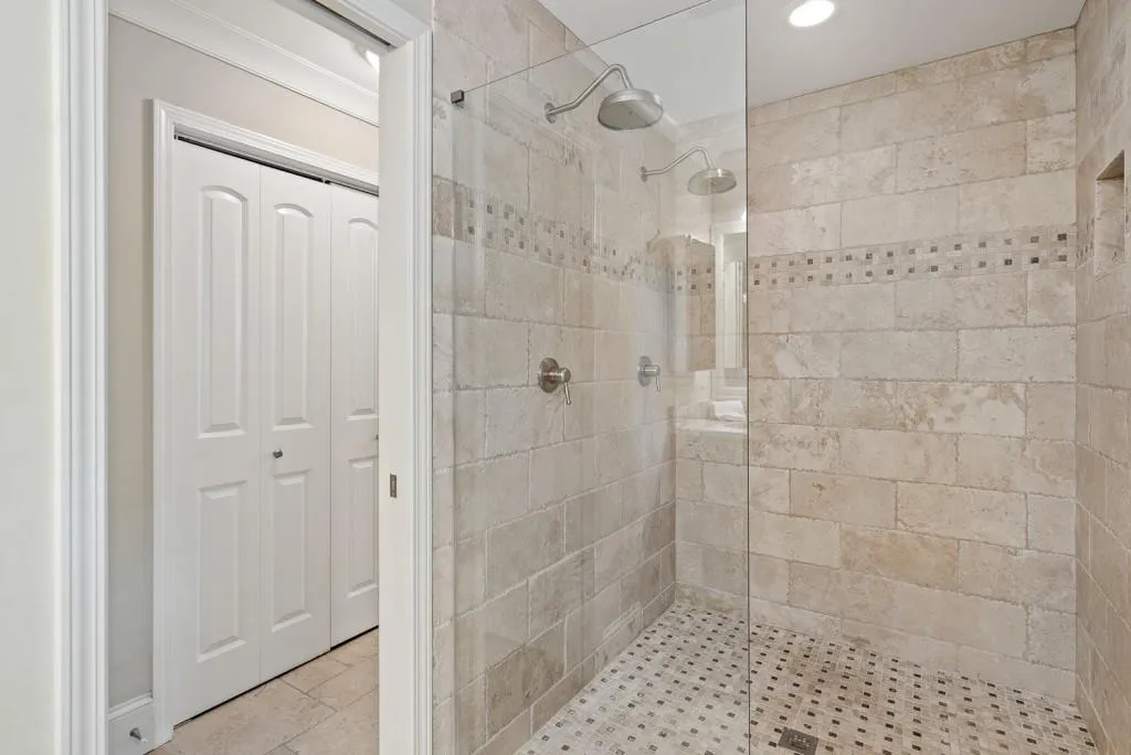 560 Coldstream Court, Sandy Springs, Georgia 30328, 4 Bedrooms Bedrooms, ,3 BathroomsBathrooms,Residential,Sold,560 Coldstream Court,6732520