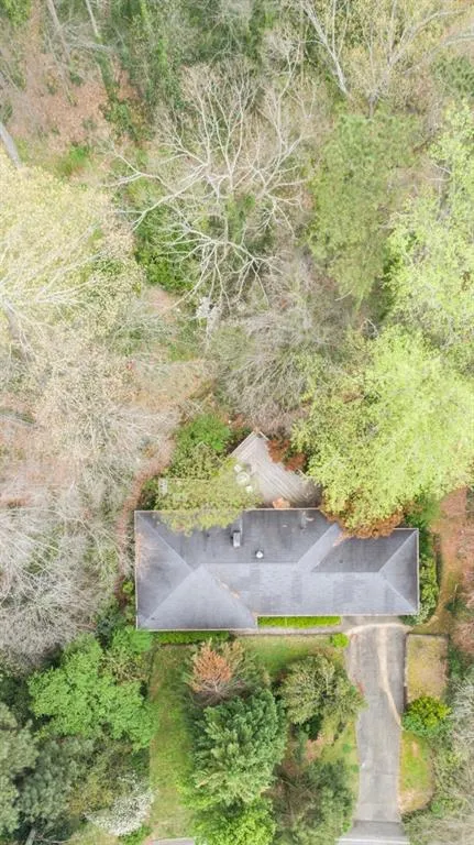 400 Highbrook Drive, Sandy Springs, Georgia 30342, 4 Bedrooms Bedrooms, ,3 BathroomsBathrooms,Residential,Sold,400 Highbrook Drive,6002401
