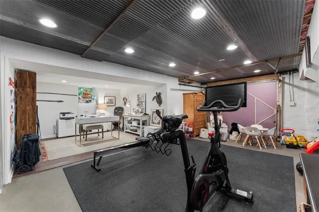 2869 Ridgemore Road Nw, Atlanta, Georgia 30318, 3 Bedrooms Bedrooms, 0 ,2 BathroomsBathrooms,Residential,For Sale,2869 Ridgemore Road Nw,7847458