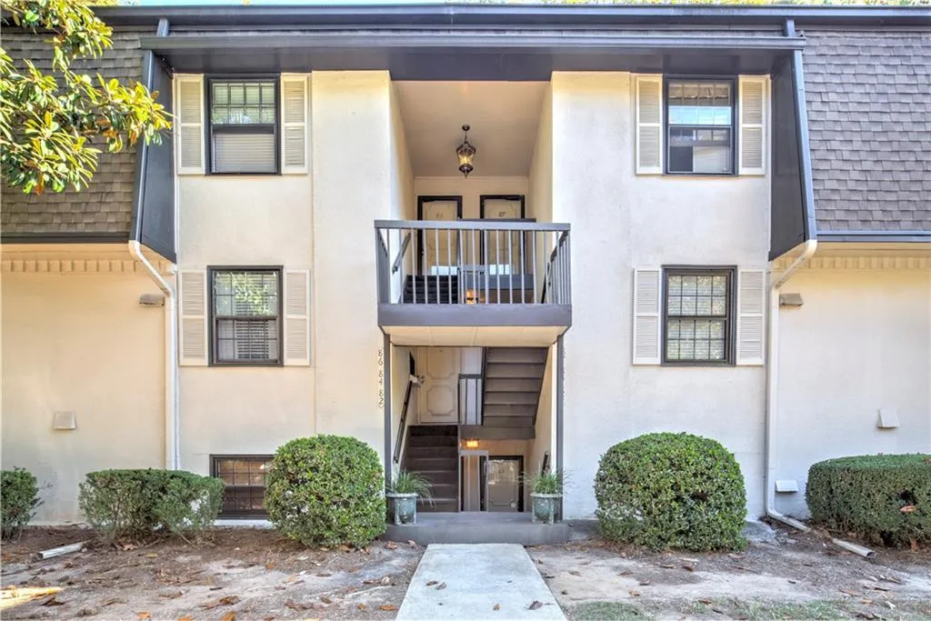 84 De Arc Place Nw, Atlanta, Georgia 30327, 1 Bedroom Bedrooms, ,1 BathroomBathrooms,Residential,Sold,84 De Arc Place Nw,5771874