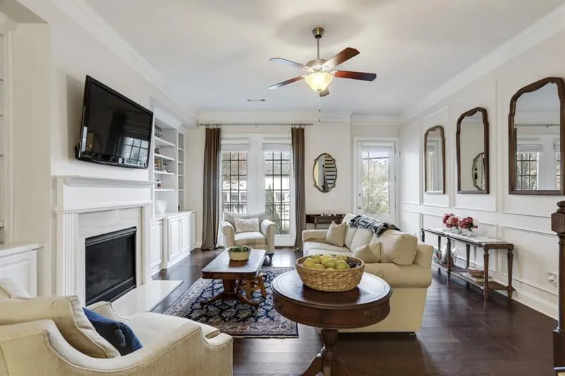 327 Alderwood Lane, Atlanta, Georgia 30328, 3 Bedrooms Bedrooms, ,3 BathroomsBathrooms,Residential,Sold,327 Alderwood Lane,6639687