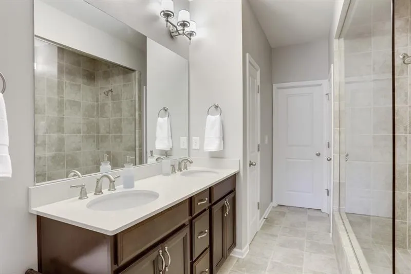 327 Alderwood Lane, Atlanta, Georgia 30328, 3 Bedrooms Bedrooms, ,3 BathroomsBathrooms,Residential,Sold,327 Alderwood Lane,6639687