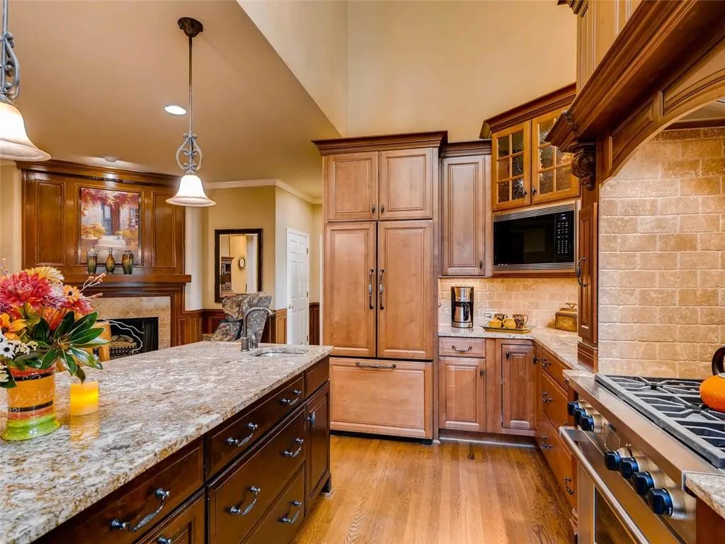 95 Wing Mill Road, Sandy Springs, Georgia 30350, 5 Bedrooms Bedrooms, ,5 BathroomsBathrooms,Residential,Sold,95 Wing Mill Road,5920812