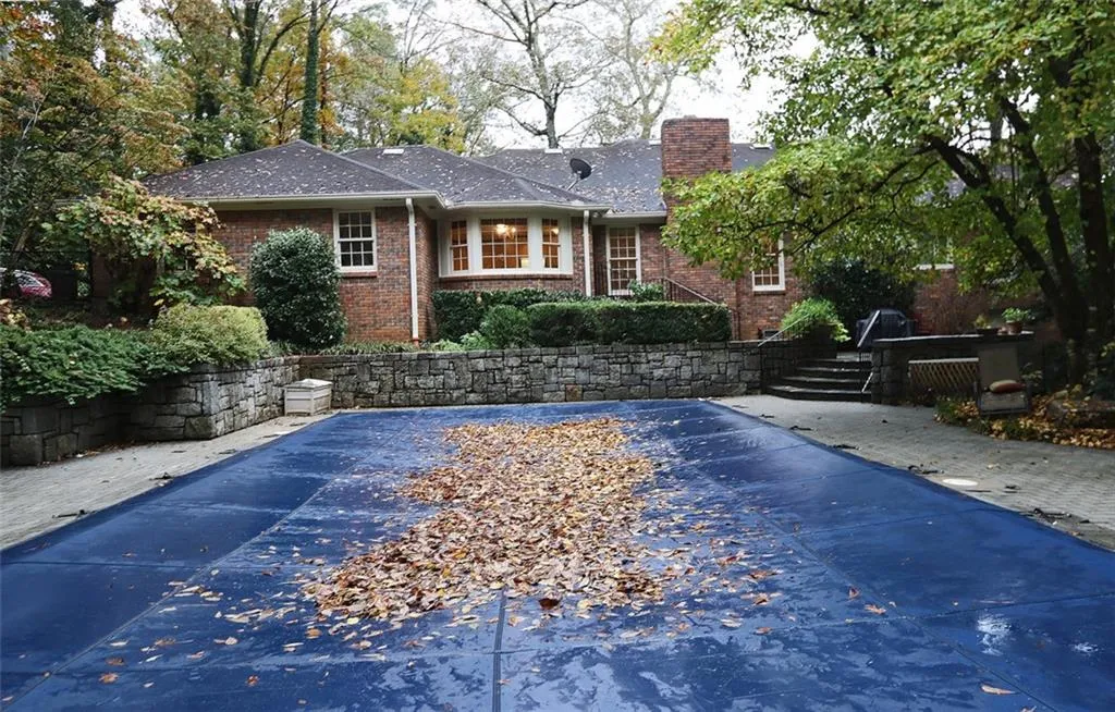 6270 Mountain Brook Lane, Sandy Springs, Georgia 30328, 3 Bedrooms Bedrooms, ,4 BathroomsBathrooms,Residential,Sold,6270 Mountain Brook Lane,6099808