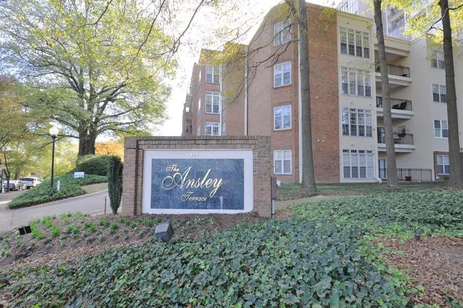 175 15th Street Ne Unit 202, Atlanta, Georgia 30309, 2 Bedrooms Bedrooms, ,2 BathroomsBathrooms,Residential,Sold,175 15th Street Ne Unit 202,5618256