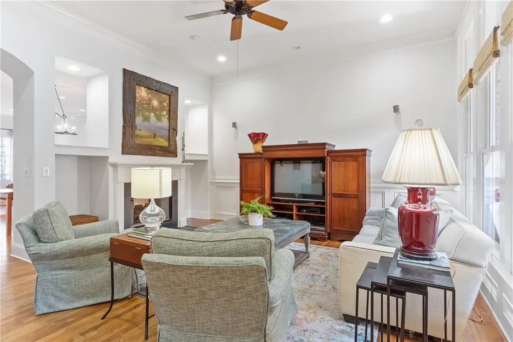 5939 Reddington Way, Sandy Springs, Georgia 30328, 4 Bedrooms Bedrooms, ,3 BathroomsBathrooms,Residential,Sold,5939 Reddington Way,6838300