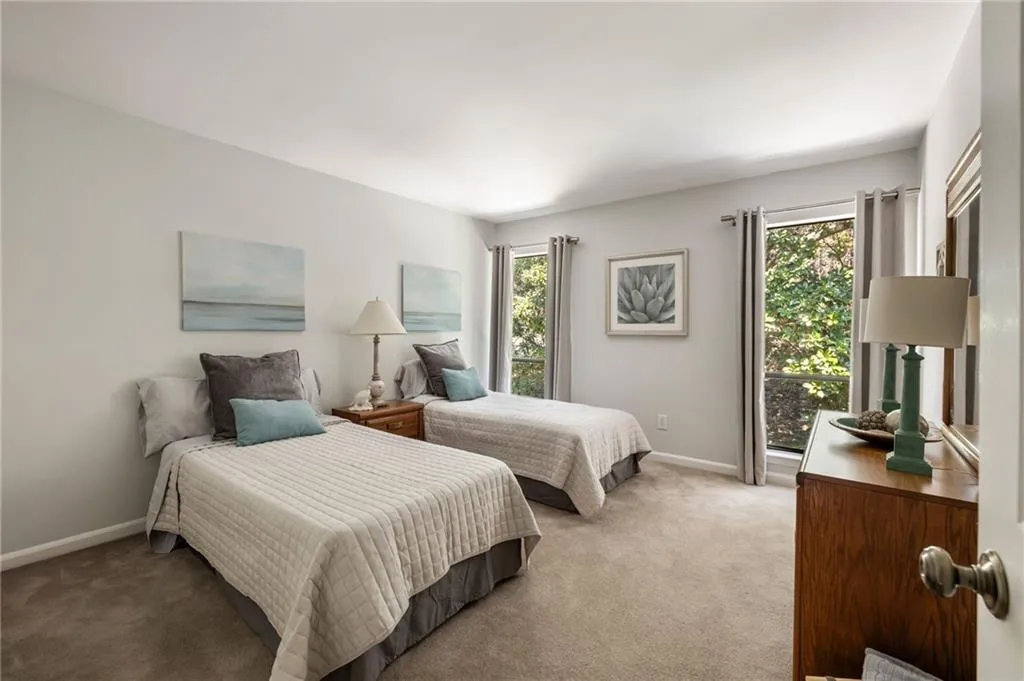 Secondary bedroom #2