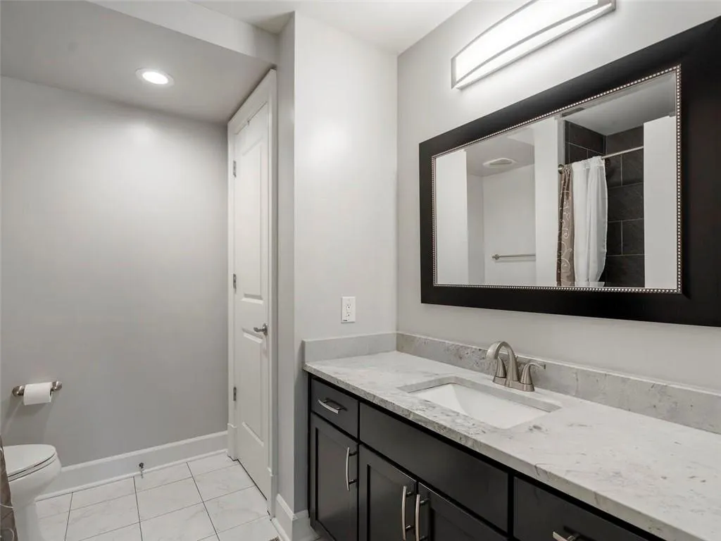 200 River Vista Drive Unit 235, Atlanta, Georgia 30339, 2 Bedrooms Bedrooms, ,2 BathroomsBathrooms,Residential,Sold,200 River Vista Drive Unit 235,7228806