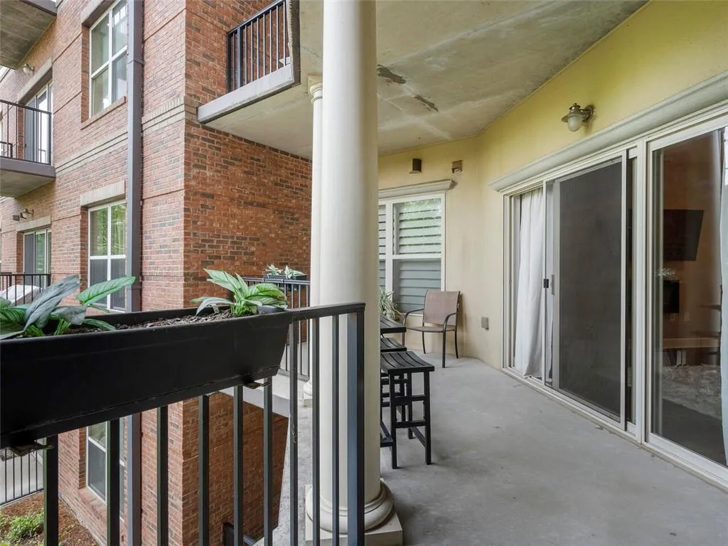 200 River Vista Drive Unit 235, Atlanta, Georgia 30339, 2 Bedrooms Bedrooms, ,2 BathroomsBathrooms,Residential,Sold,200 River Vista Drive Unit 235,7228806