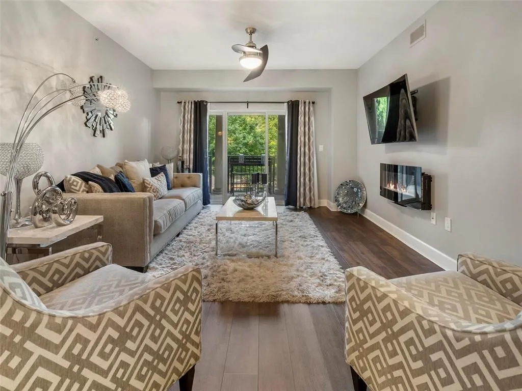 200 River Vista Drive Unit 235, Atlanta, Georgia 30339, 2 Bedrooms Bedrooms, ,2 BathroomsBathrooms,Residential,Sold,200 River Vista Drive Unit 235,7228806