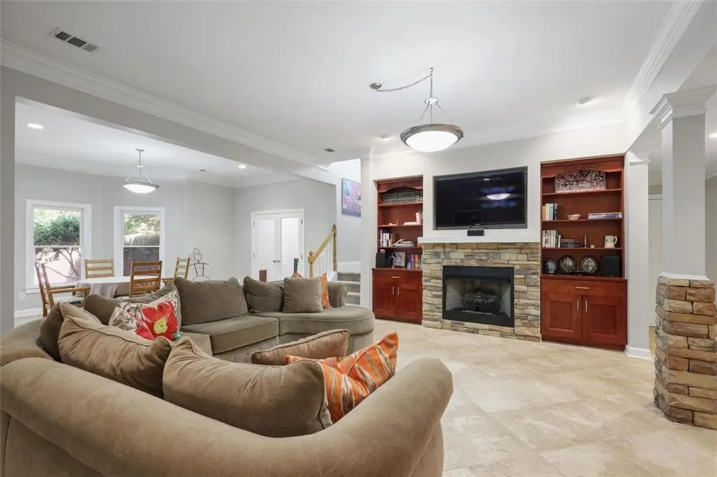 225 Farmbrooke Court, Sandy Springs, Georgia 30350, 8 Bedrooms Bedrooms, ,6 BathroomsBathrooms,Residential,For Sale,225 Farmbrooke Court,7567150