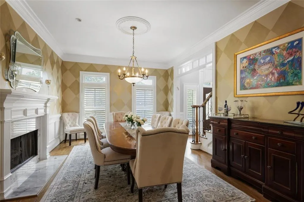 225 Farmbrooke Court, Sandy Springs, Georgia 30350, 8 Bedrooms Bedrooms, ,6 BathroomsBathrooms,Residential,For Sale,225 Farmbrooke Court,7567150