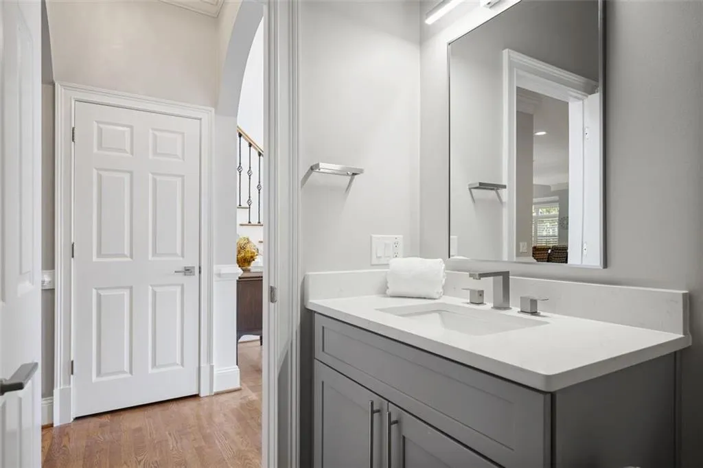 225 Farmbrooke Court, Sandy Springs, Georgia 30350, 8 Bedrooms Bedrooms, ,6 BathroomsBathrooms,Residential,For Sale,225 Farmbrooke Court,7567150