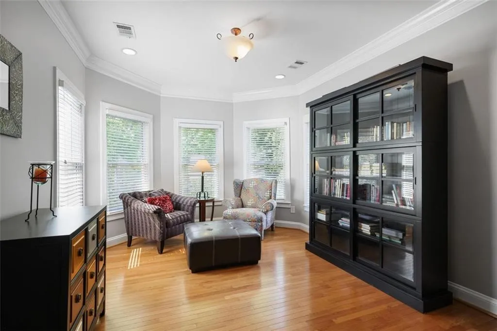 225 Farmbrooke Court, Sandy Springs, Georgia 30350, 8 Bedrooms Bedrooms, ,6 BathroomsBathrooms,Residential,For Sale,225 Farmbrooke Court,7567150