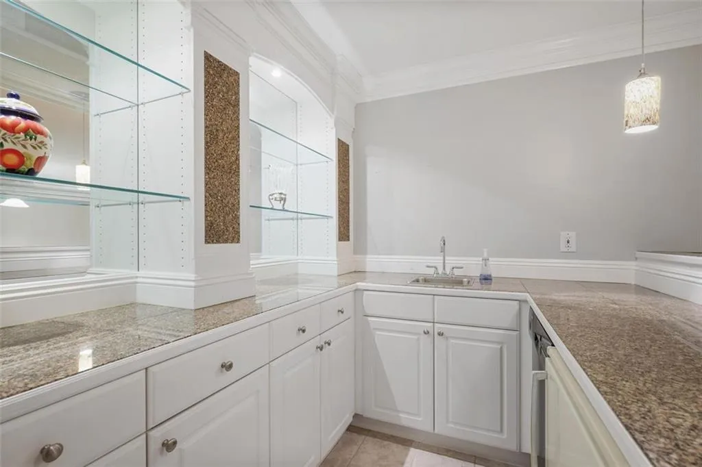 225 Farmbrooke Court, Sandy Springs, Georgia 30350, 8 Bedrooms Bedrooms, ,6 BathroomsBathrooms,Residential,For Sale,225 Farmbrooke Court,7567150