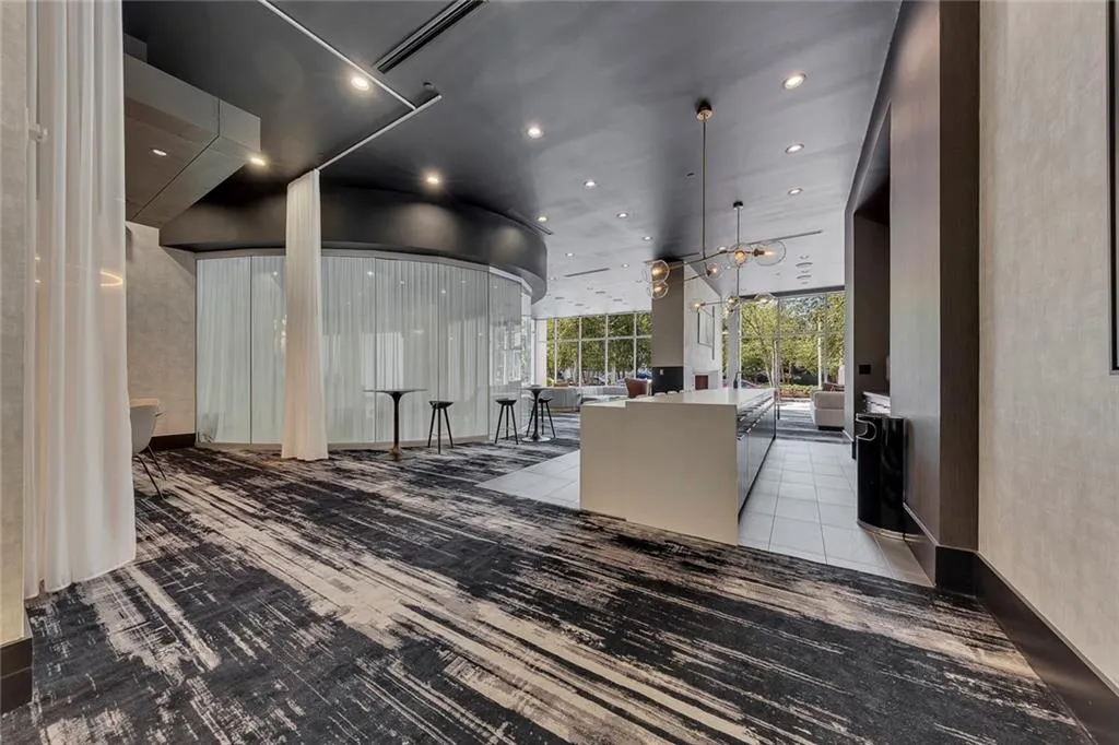 3324 Peachtree Road Ne Unit 2804, Atlanta, Georgia 30326, 1 Bedroom Bedrooms, 0 ,1 BathroomBathrooms,Residential,For Sale,3324 Peachtree Road Ne Unit 2804,7843845