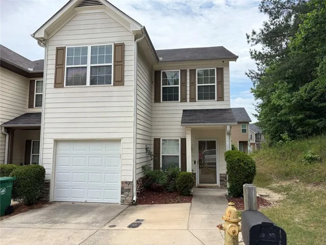 1260 Chinon Point, Lithonia, Georgia 30058