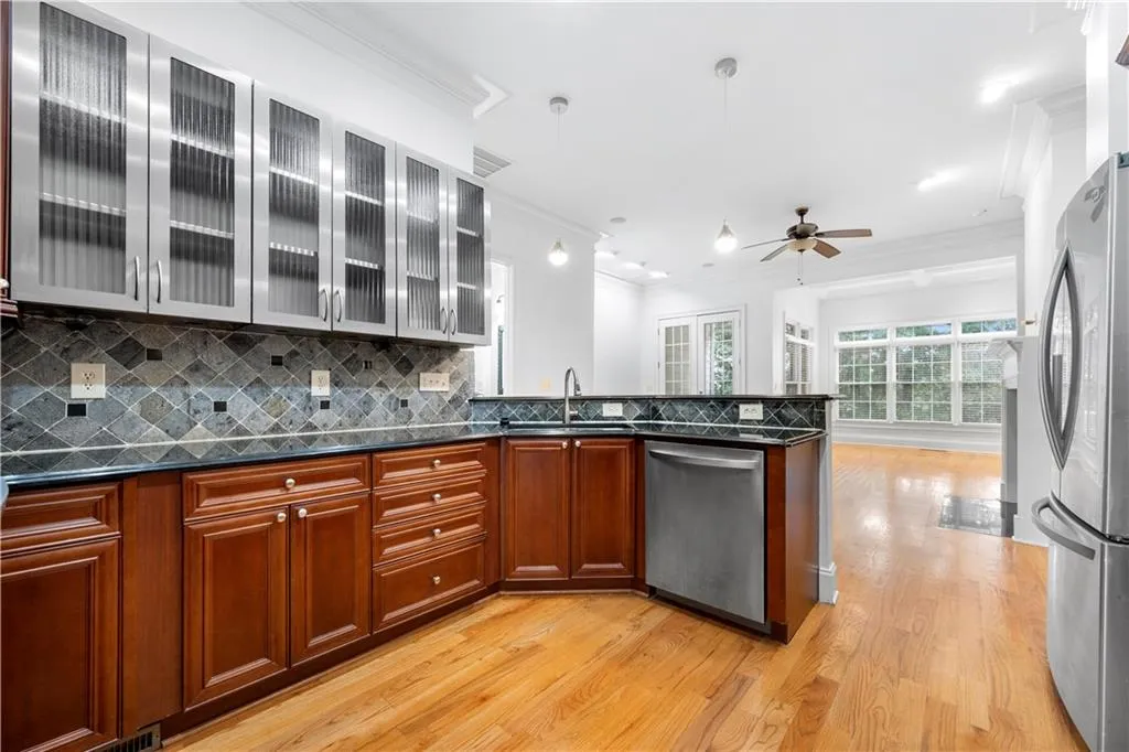 1003 Pearl Point, Atlanta, Georgia 30328, 2 Bedrooms Bedrooms, ,3 BathroomsBathrooms,Residential,Sold,1003 Pearl Point,7422340