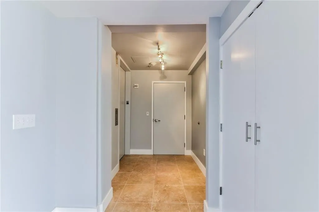 20 10th Street Nw Unit 1705, Atlanta, Georgia 30309, 2 Bedrooms Bedrooms, ,2 BathroomsBathrooms,Residential,Sold,20 10th Street Nw Unit 1705,5974019