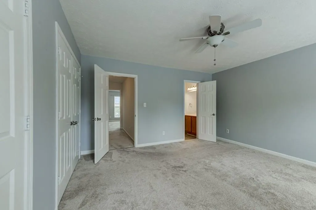 135 N River Drive, Sandy Springs, Georgia 30350, 2 Bedrooms Bedrooms, ,2 BathroomsBathrooms,Residential,Sold,135 N River Drive,6565210