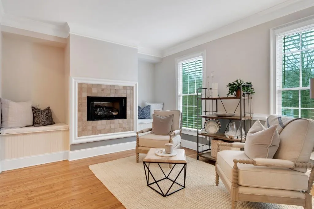 229 Chemin De Vie Ne, Atlanta, Georgia 30342, 4 Bedrooms Bedrooms, ,3 BathroomsBathrooms,Residential,Sold,229 Chemin De Vie Ne,6505718