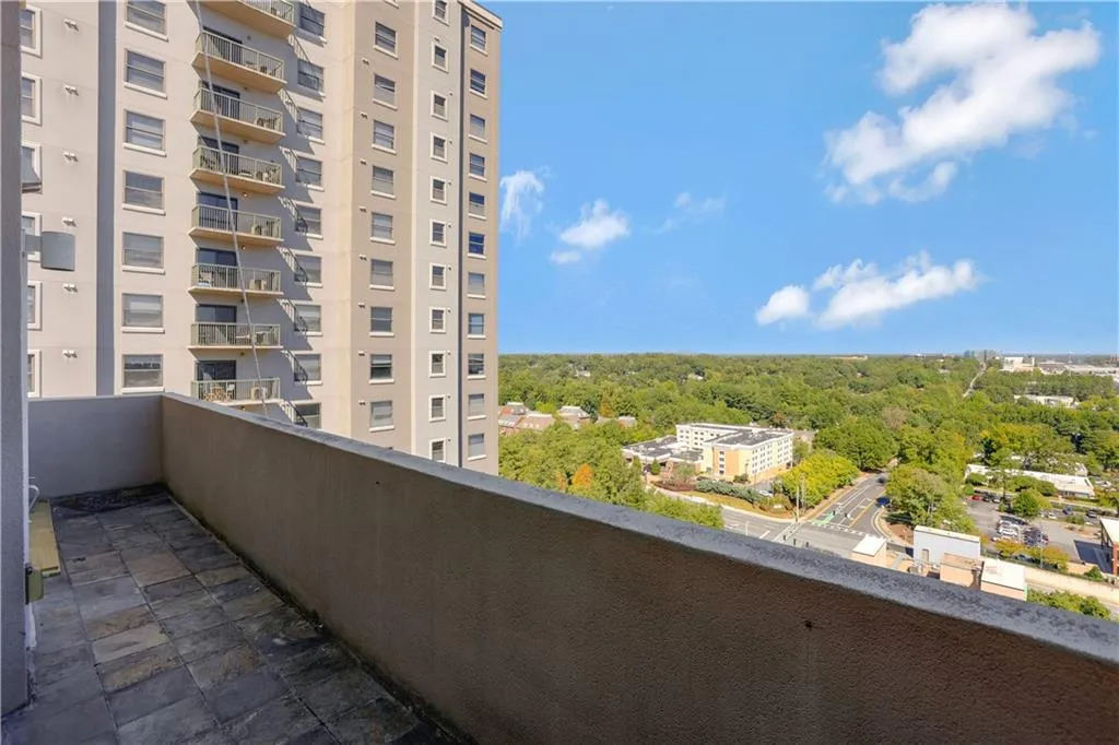 795 Hammond Drive Unit 2408, Atlanta, Georgia 30328, 2 Bedrooms Bedrooms, ,2 BathroomsBathrooms,Residential,Sold,795 Hammond Drive Unit 2408,7122635