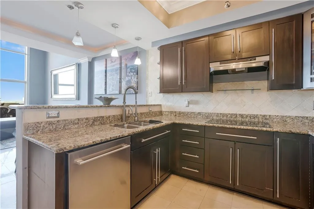 795 Hammond Drive Unit 2408, Atlanta, Georgia 30328, 2 Bedrooms Bedrooms, ,2 BathroomsBathrooms,Residential,Sold,795 Hammond Drive Unit 2408,7122635