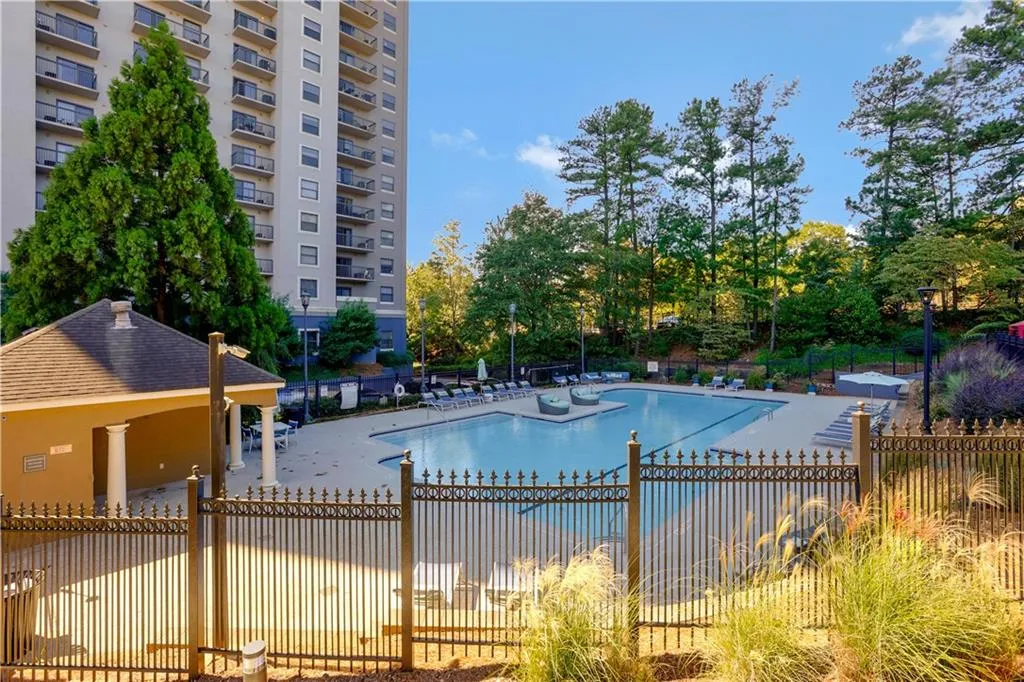 795 Hammond Drive Unit 2408, Atlanta, Georgia 30328, 2 Bedrooms Bedrooms, ,2 BathroomsBathrooms,Residential,Sold,795 Hammond Drive Unit 2408,7122635